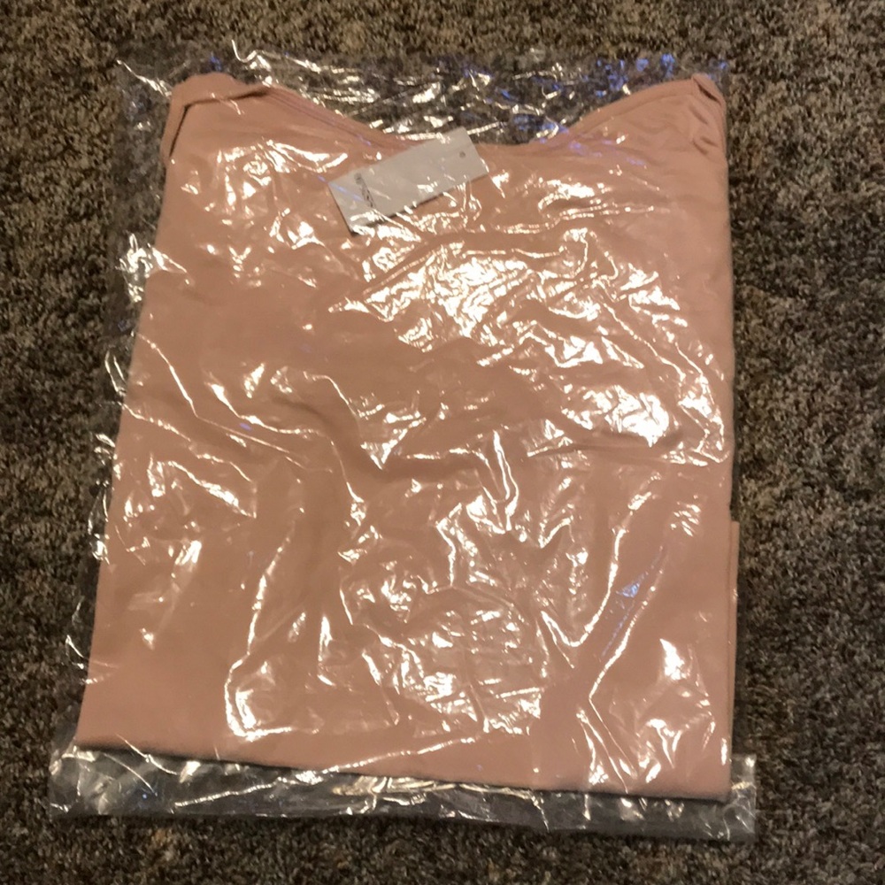 NWT WHBM Scoop neck cami size xl.